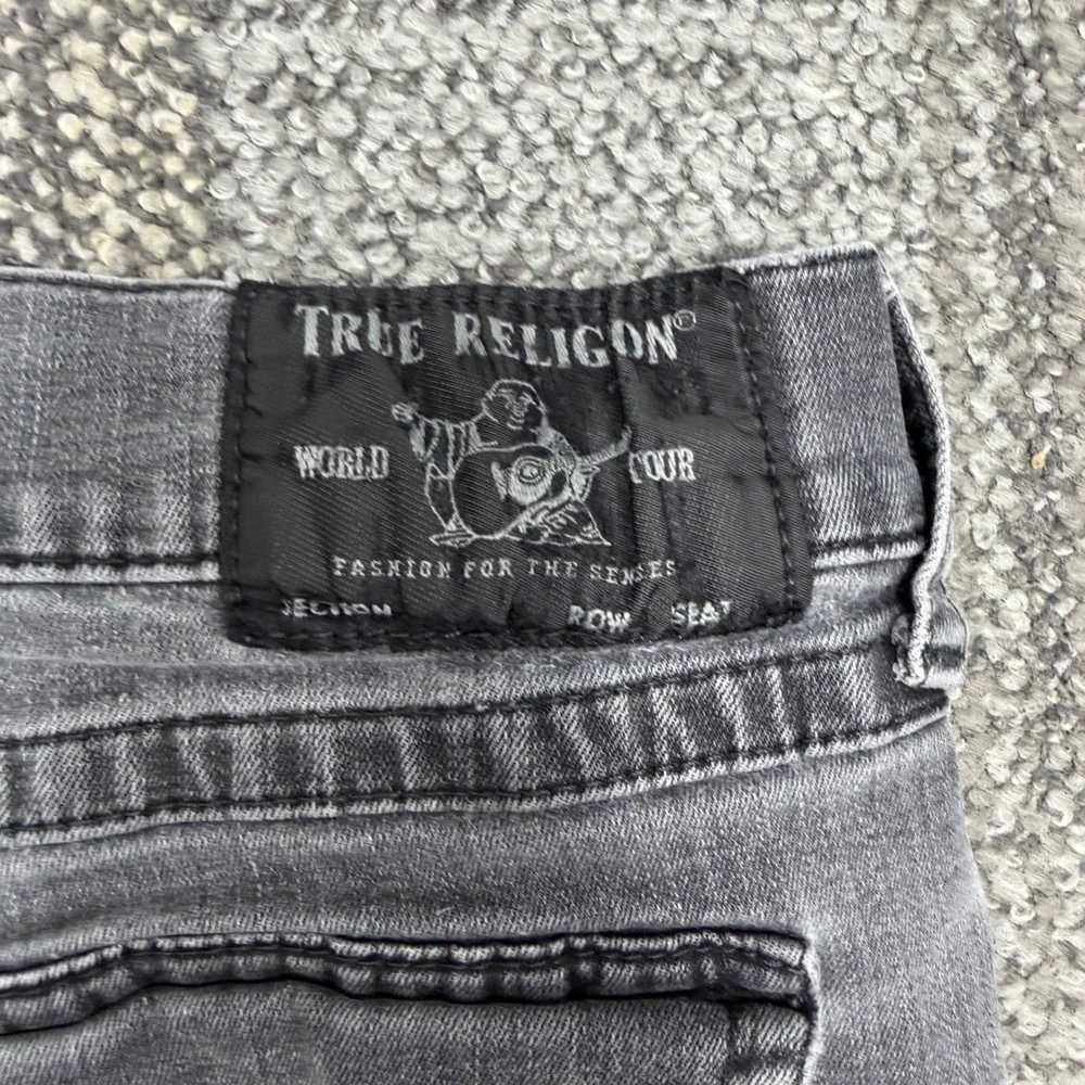 True Religion Ricky Relaxed Straight Jeans Mens 42 Rinse Black Faded Flap Pocket